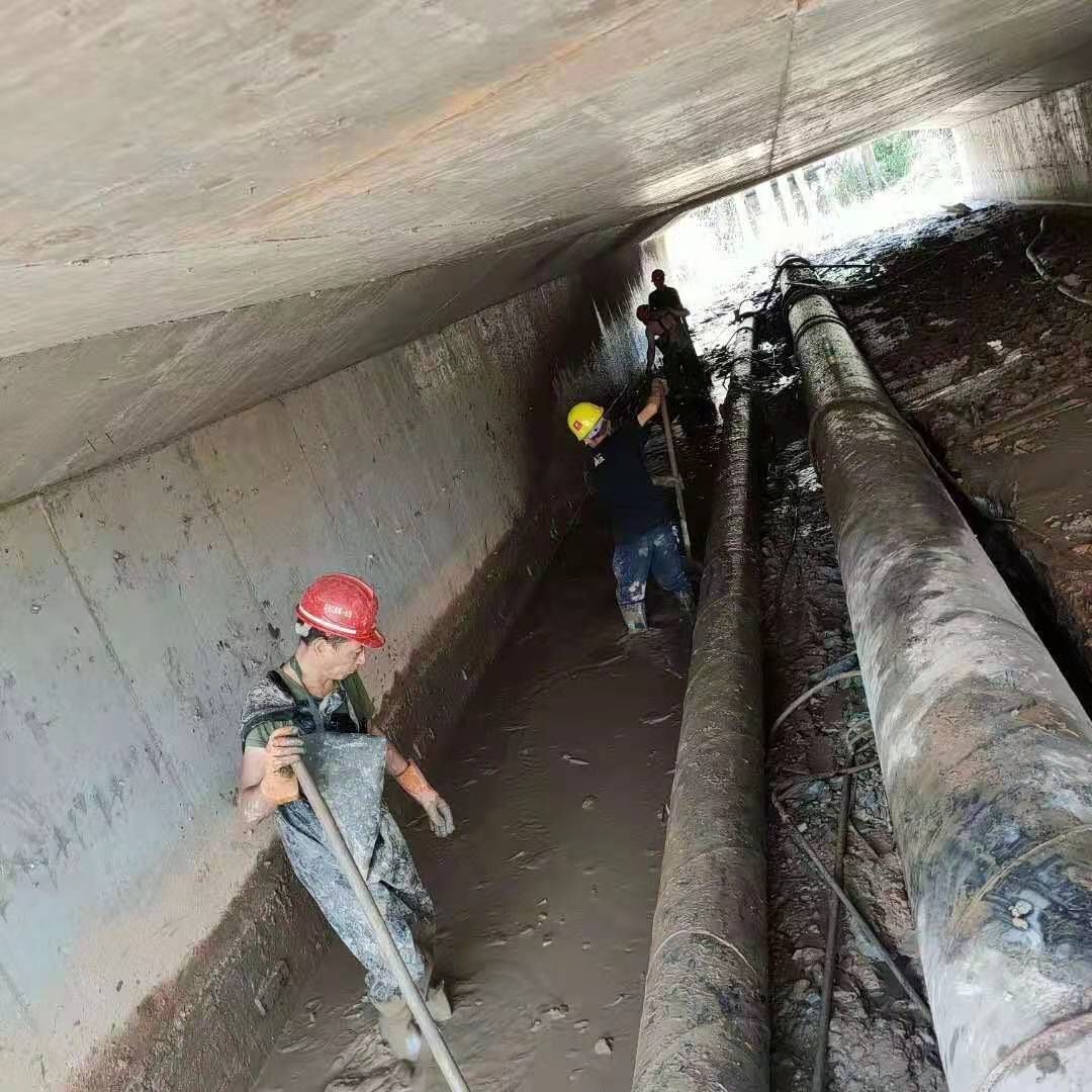 东成镇工业管道清淤